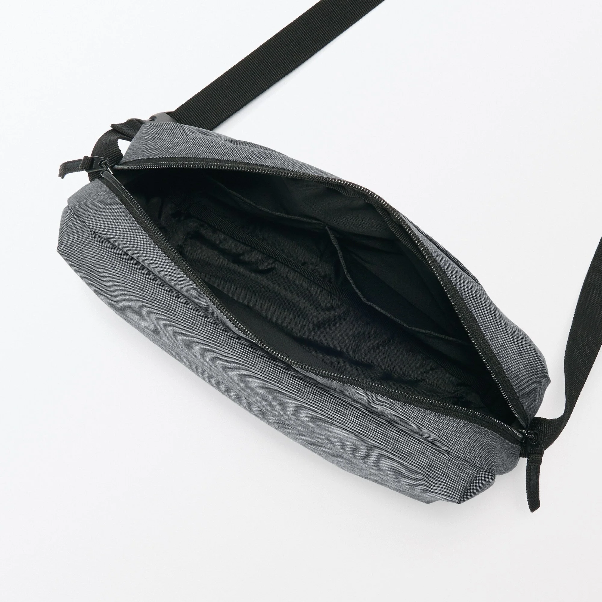 2-Way Water Repellent Shoulder Bag Medium Grey - Image 4