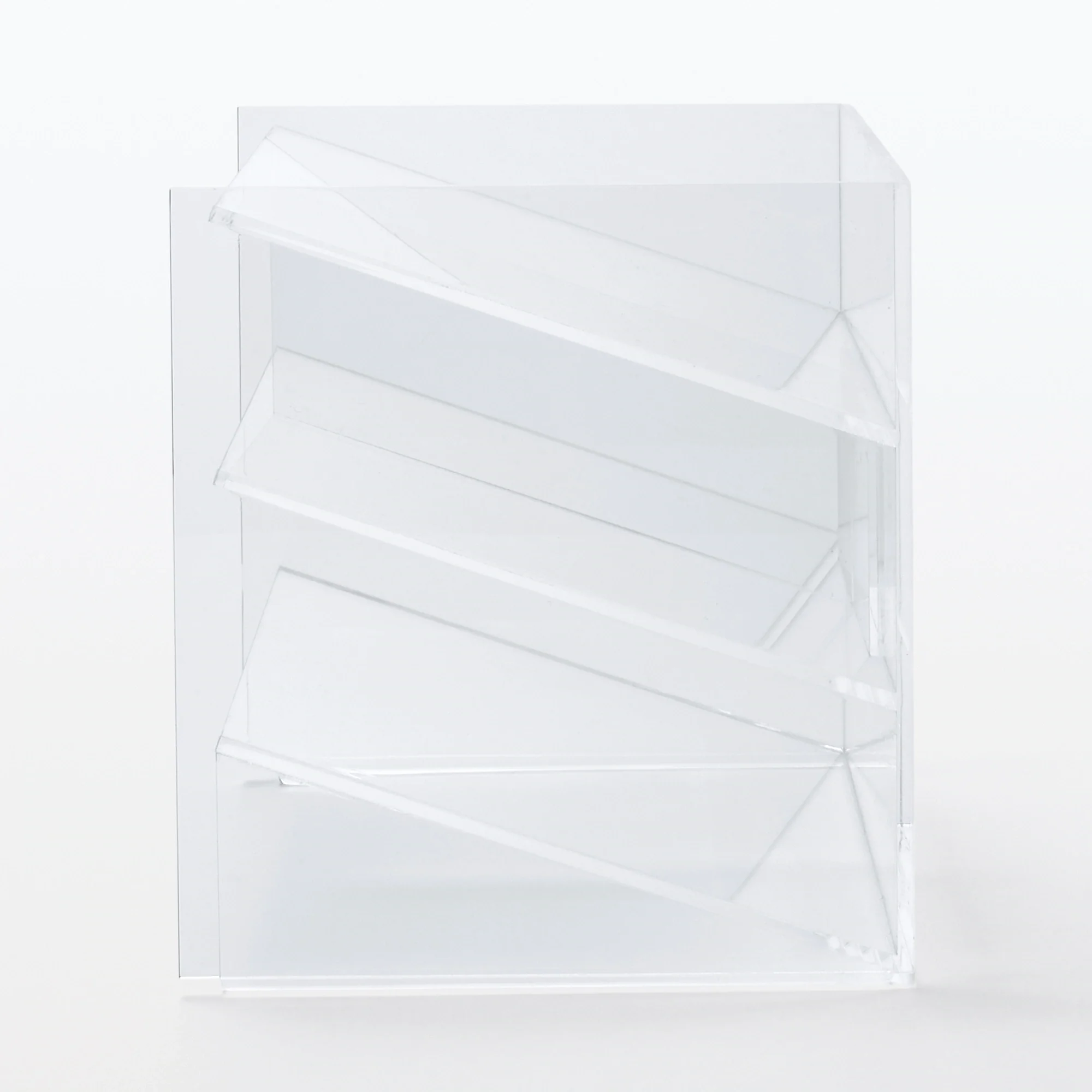 Acrylic 3 Tier Rack Wide - Image 4