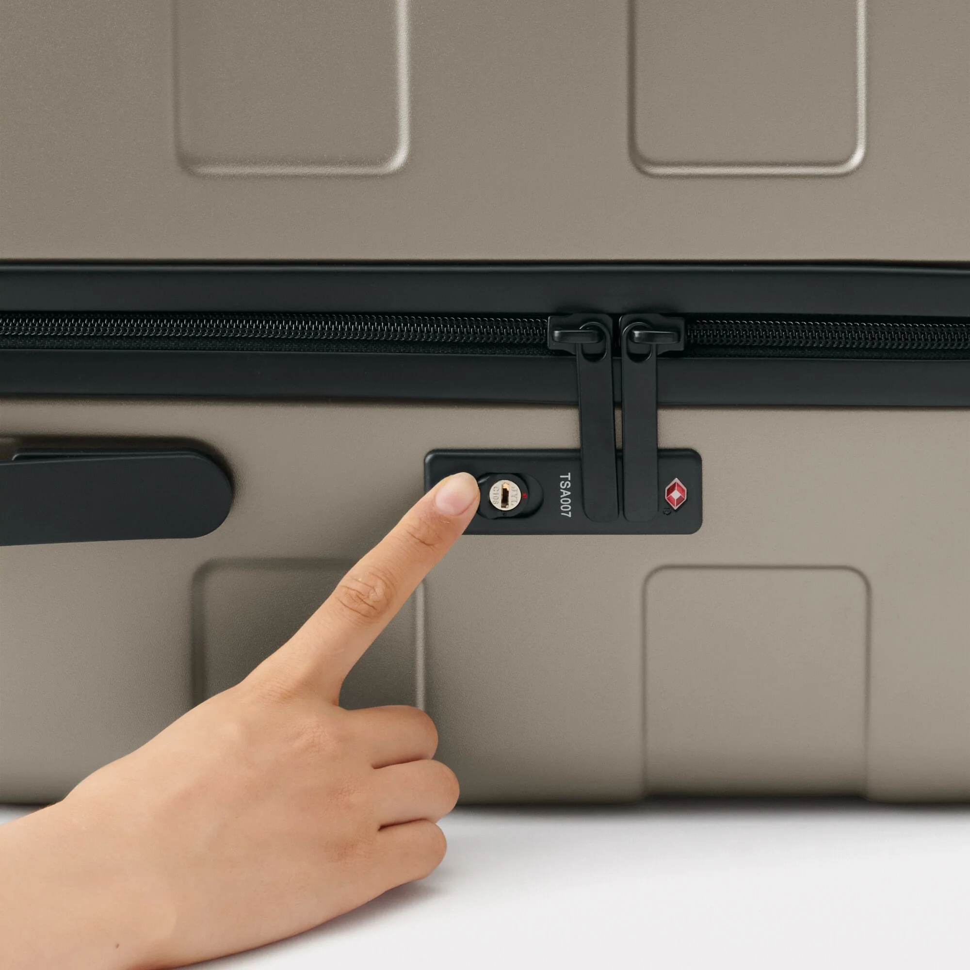Adjustable Handle Hard Shell Suitcase 105L | Check-In - Image 31