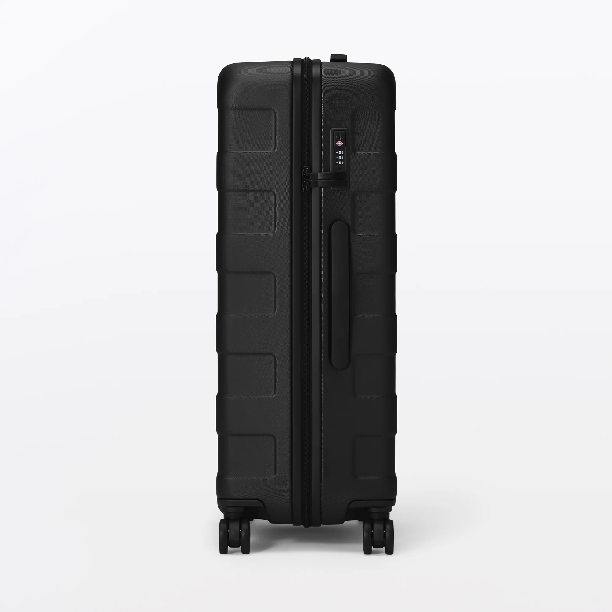 Hard Shell Suitcase 75L | Check-In - Image 17