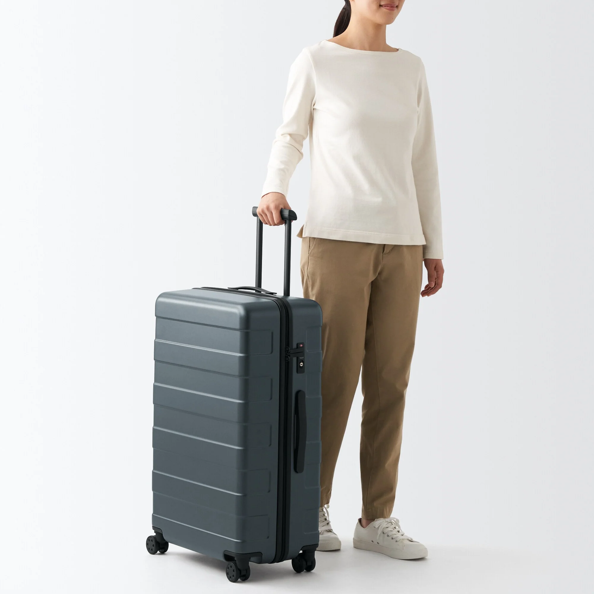Adjustable Handle Hard Shell Suitcase 75L | Check-In - Image 37