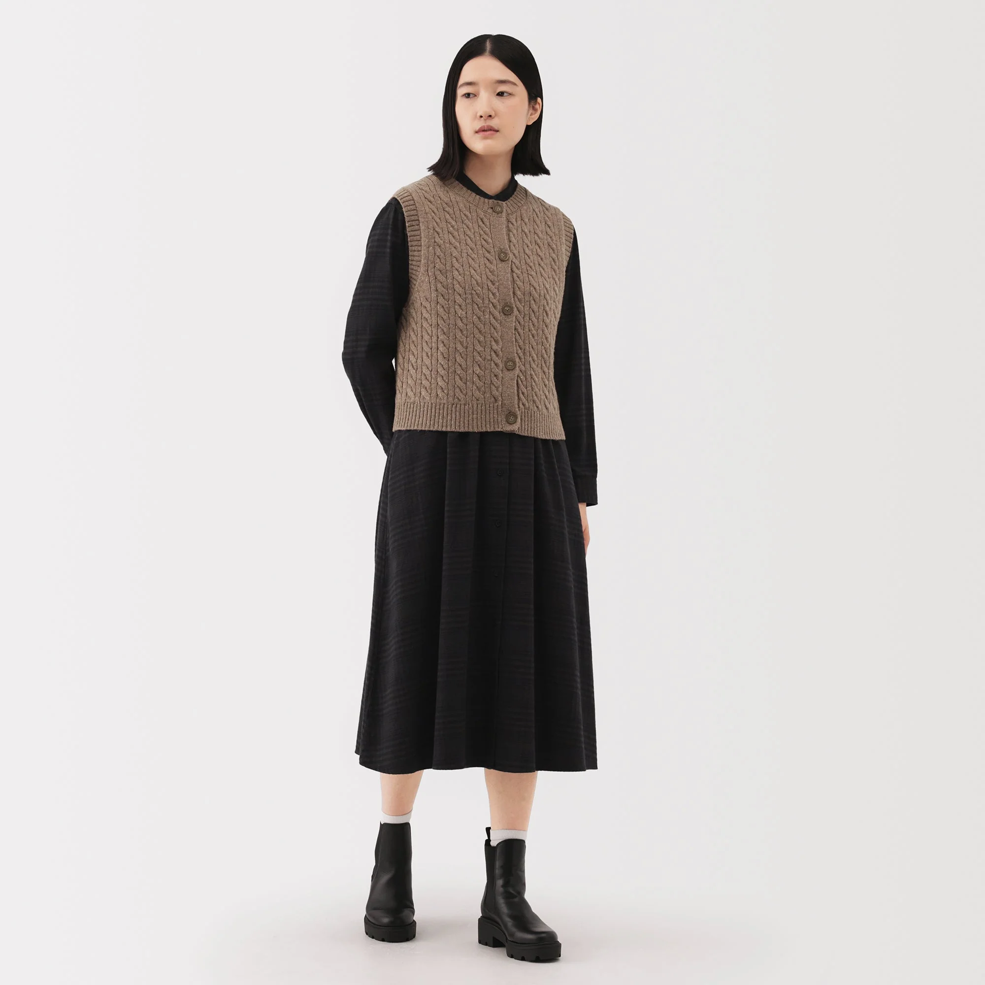 Andes Wool Blend Vest - Image 18