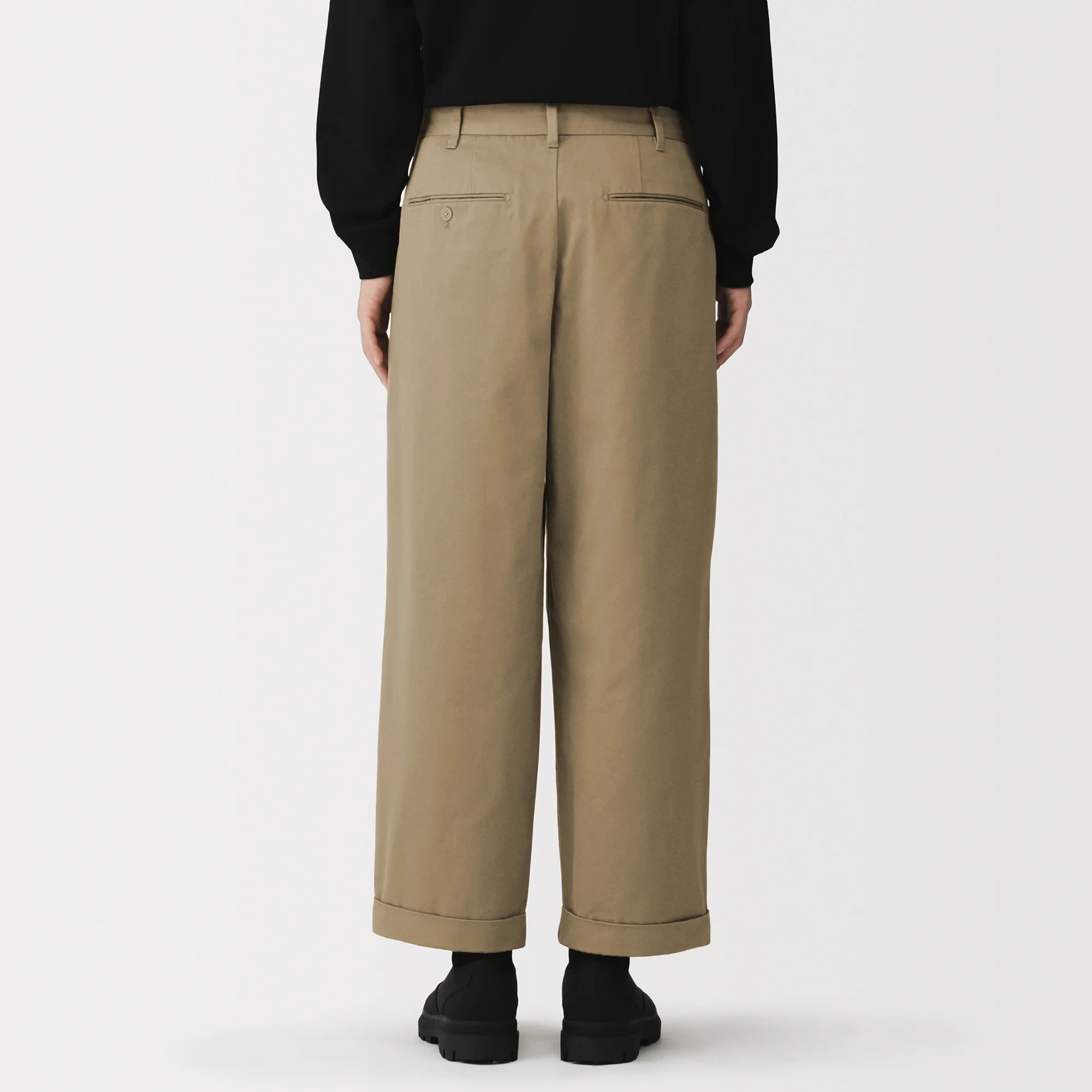 Chino Cropped Pants - Image 15