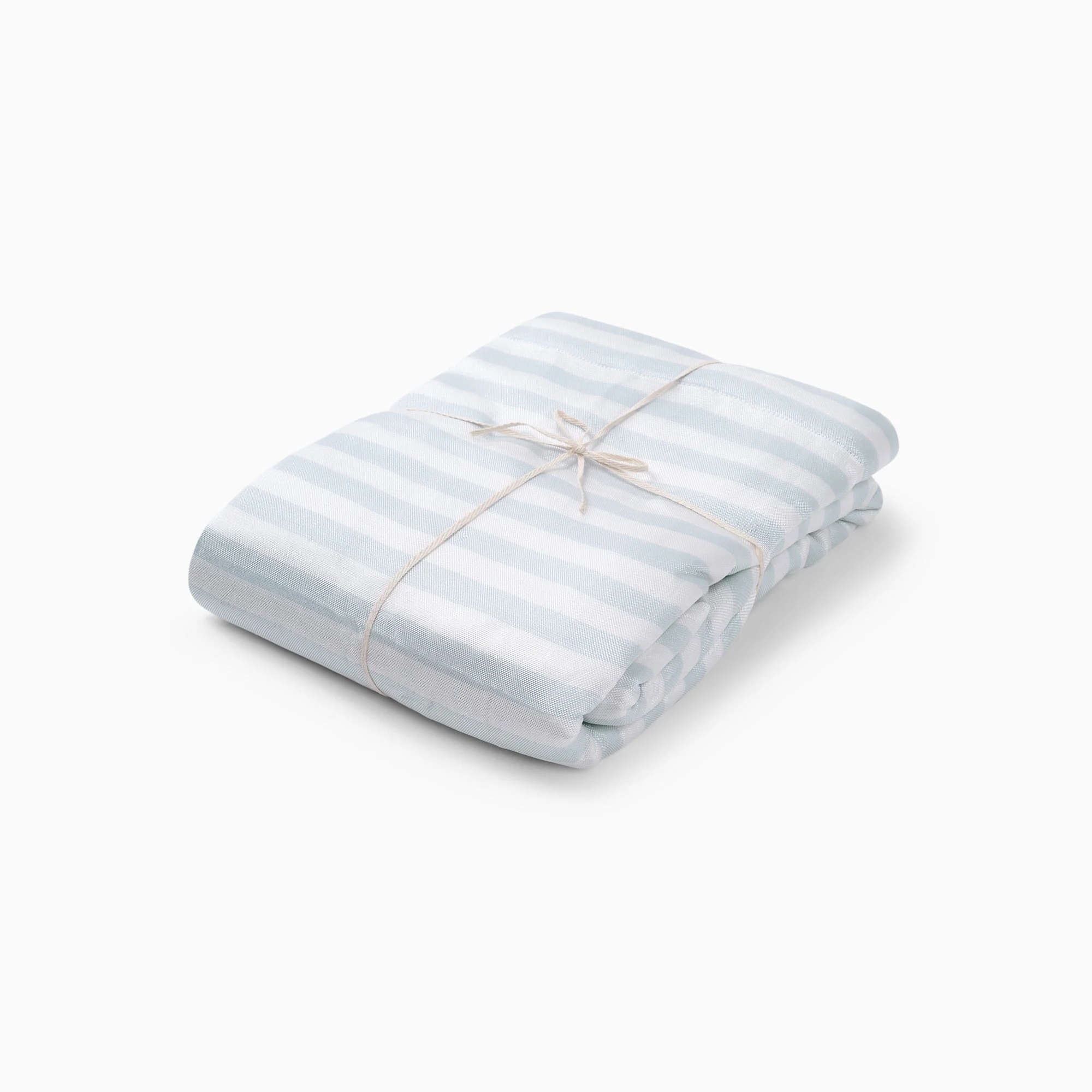 Cool and Soft Double Sided Woven Blanket - Image 4