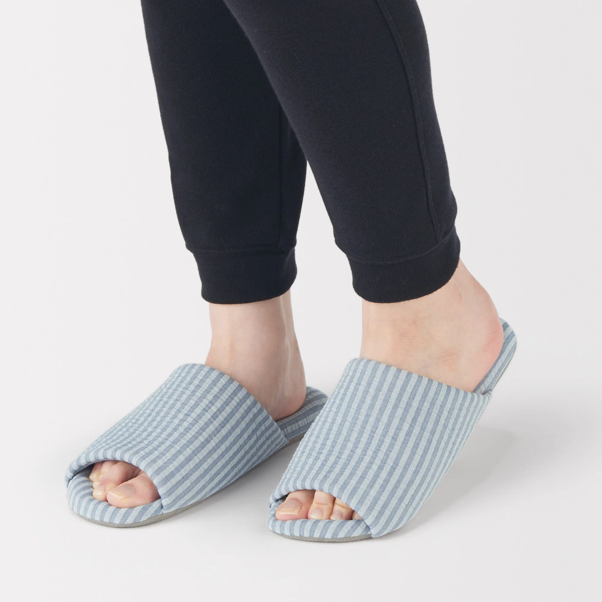 Cotton Seersucker Soft Slippers - Image 10