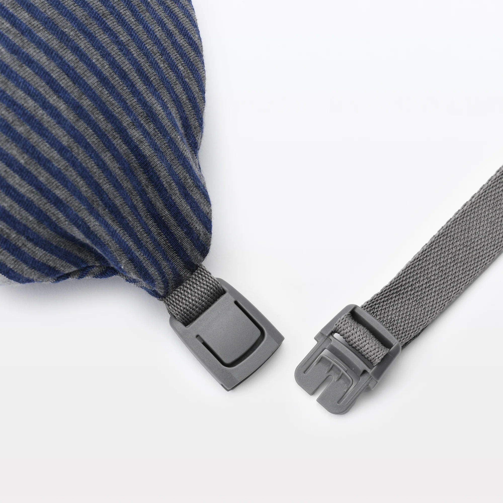Fitting Neck Cushion - Image 4