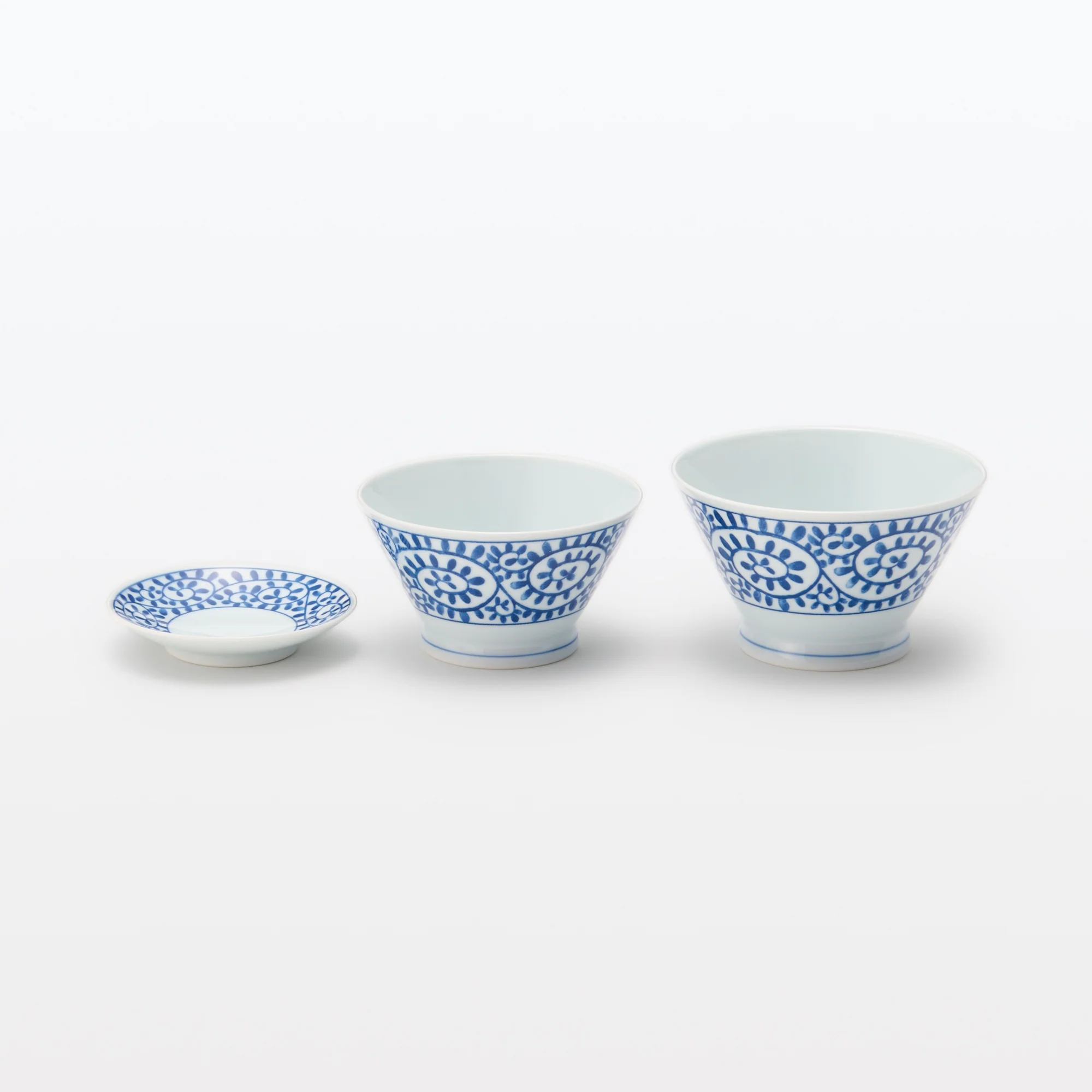 Hasami Ware Rice Bowl - Arabesque Pattern - Large - Image 10