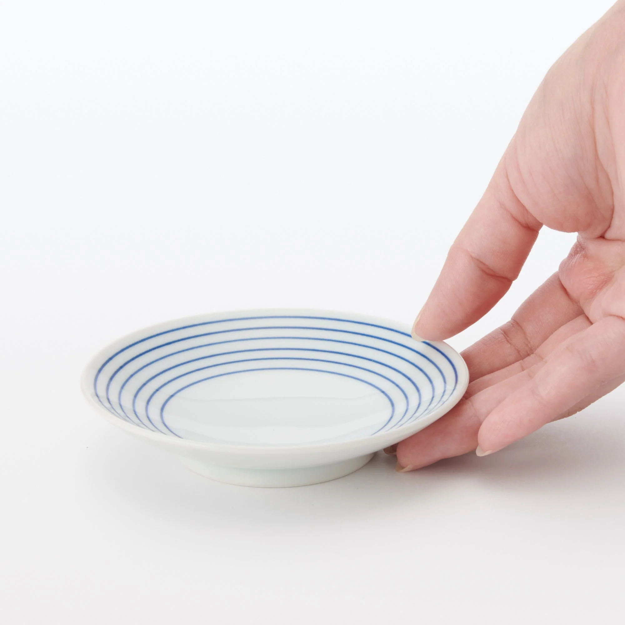 Hasami Ware Small Plate - Horizontal Stripes Pattern - Image 6