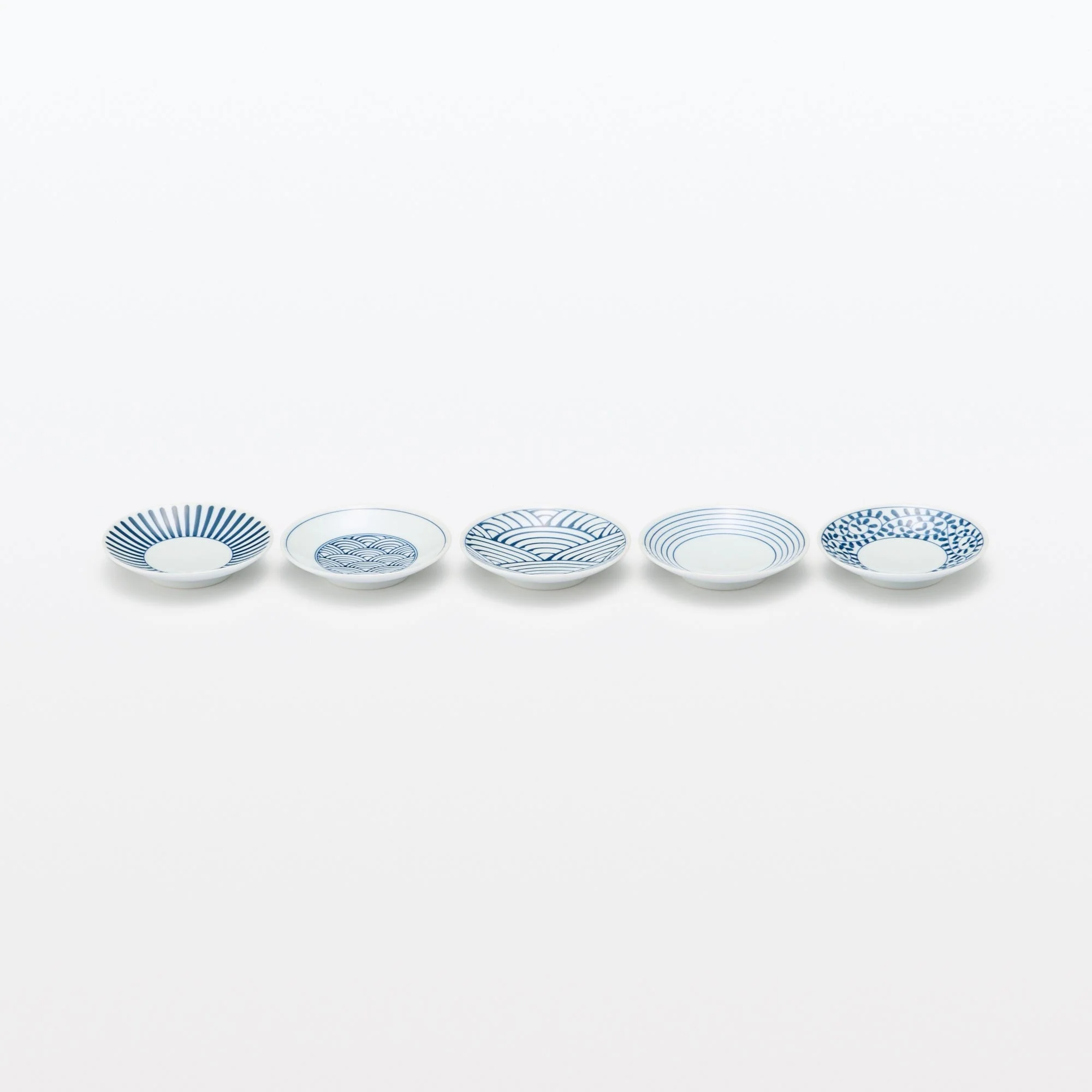 Hasami Ware Small Plate - Horizontal Stripes Pattern - Image 8