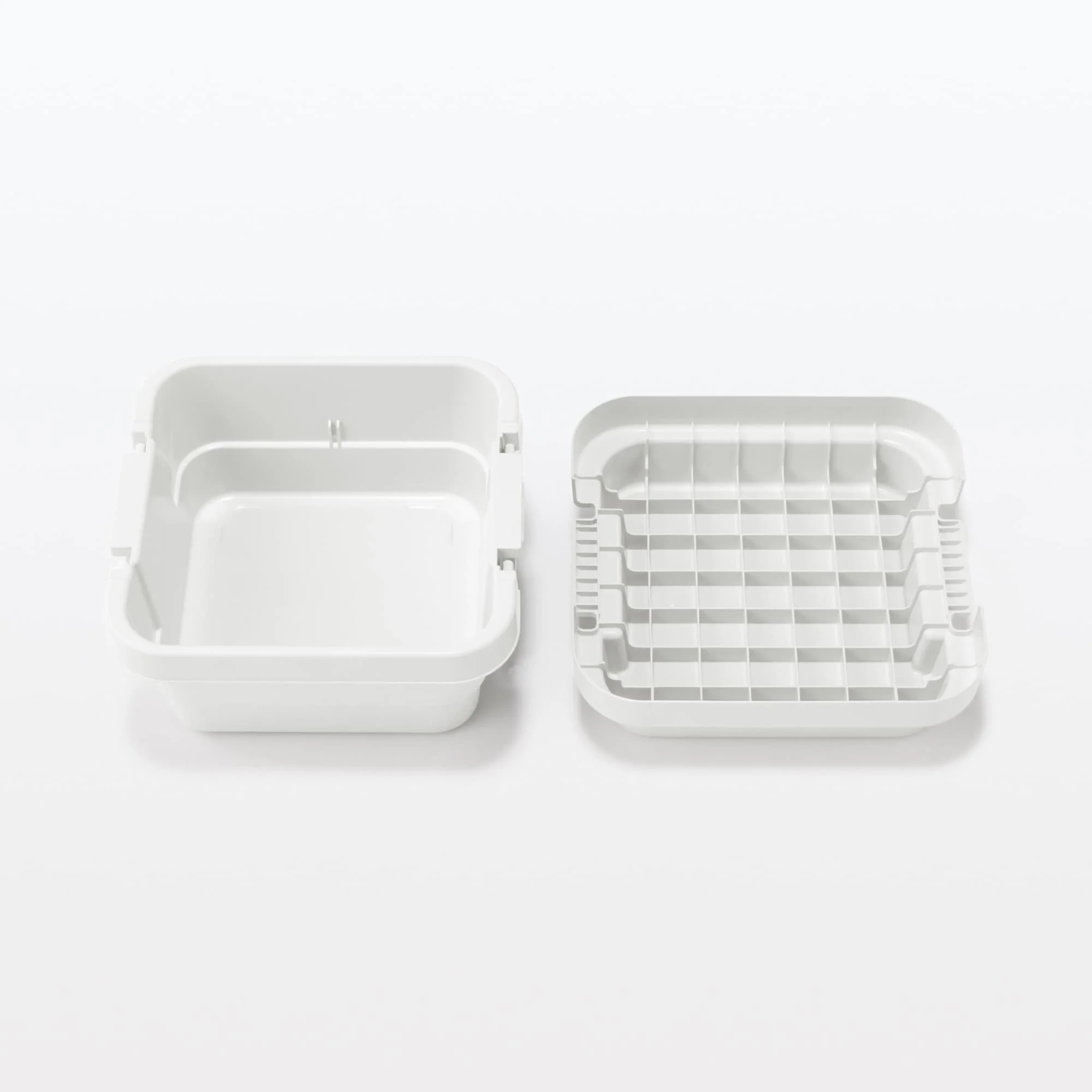 Heavy Duty Polypropylene Shallow Storage Box - Small (18 L) - Image 5