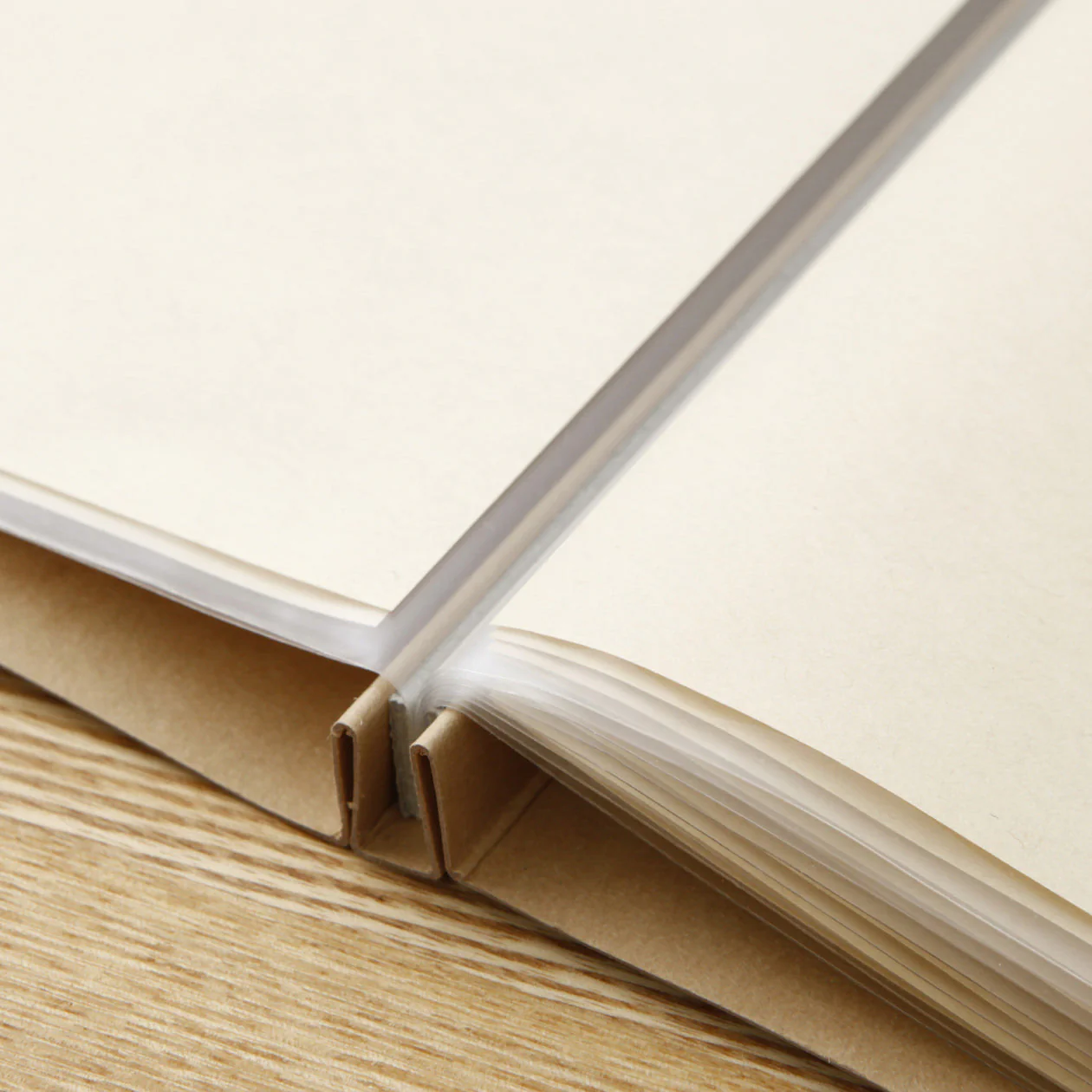 Kraft Paper Cover Pocket Holder A4 - Image 4
