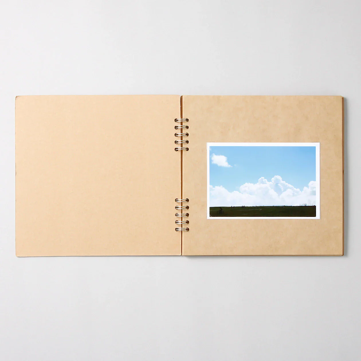 Kraft Scrapbook Square (21x21cm) - Image 3