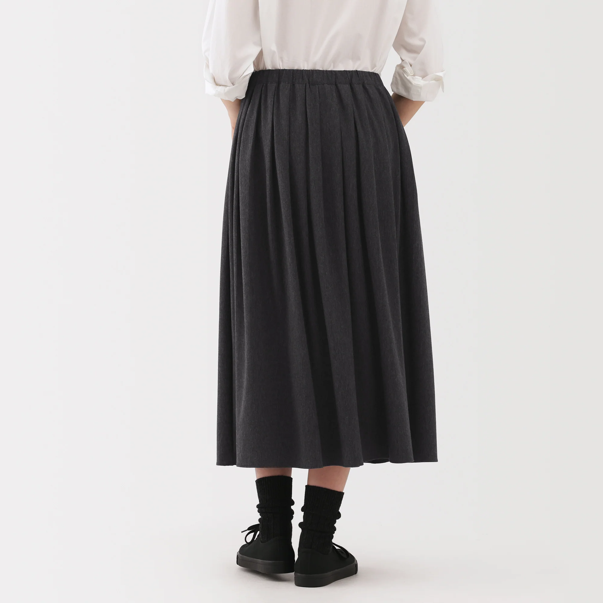 Labo Jersey Pleated Skirt - Image 15