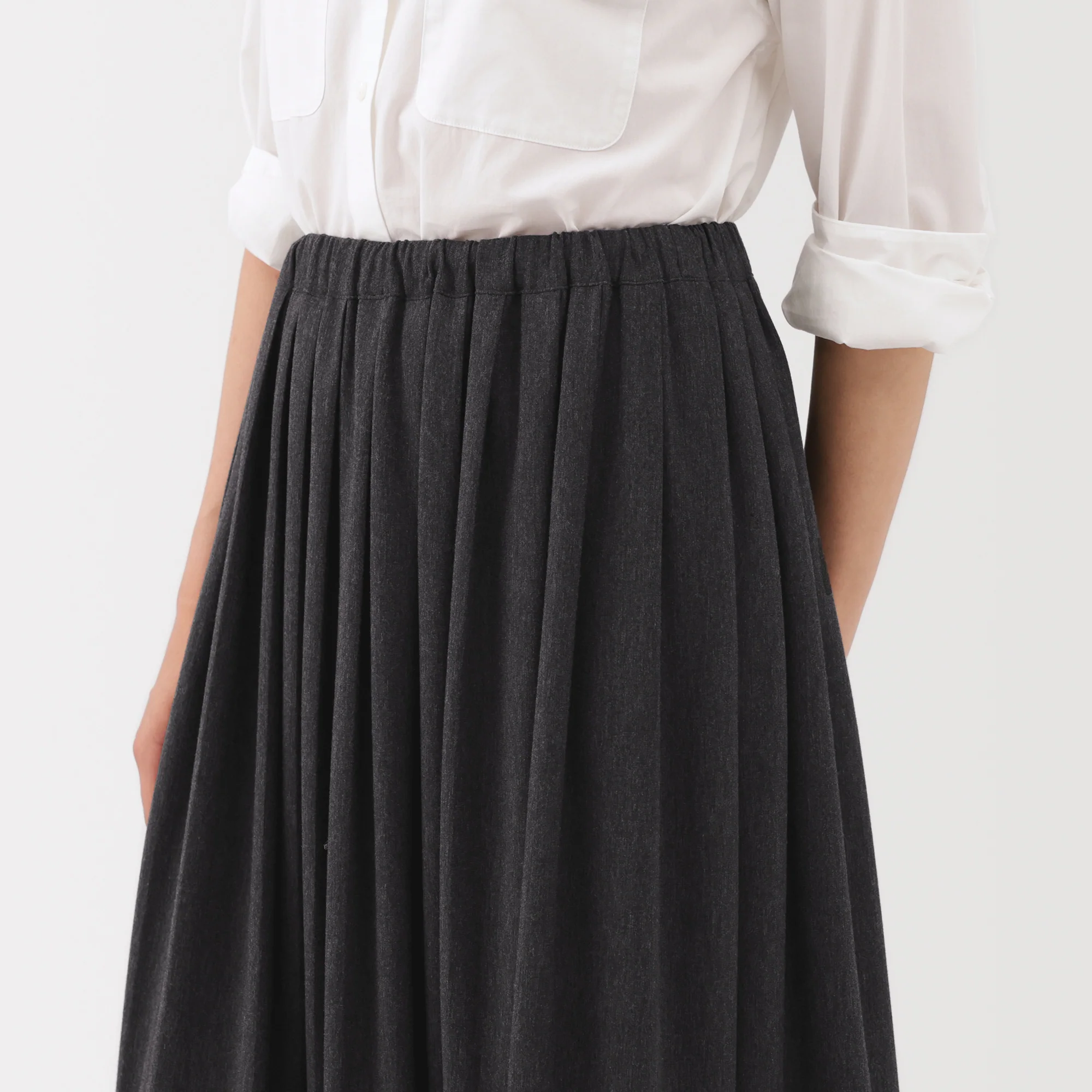 Labo Jersey Pleated Skirt - Image 25