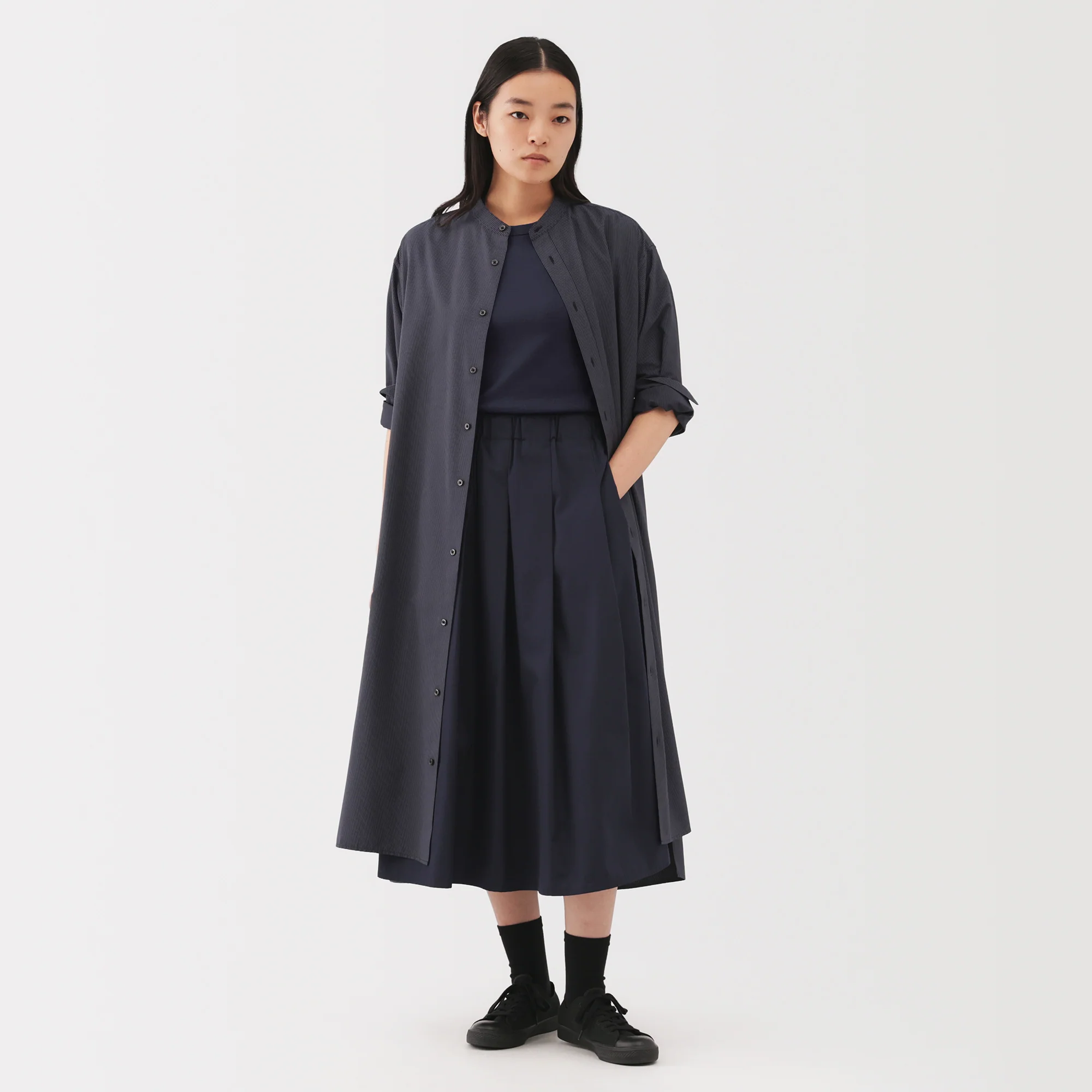 Labo Linen Blend T-Shirt - Image 24