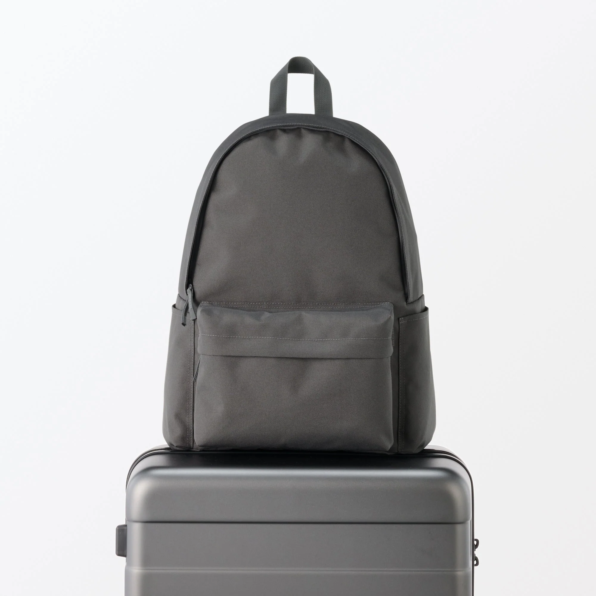 Less Tiring Water Repellent Backpack - Image 28