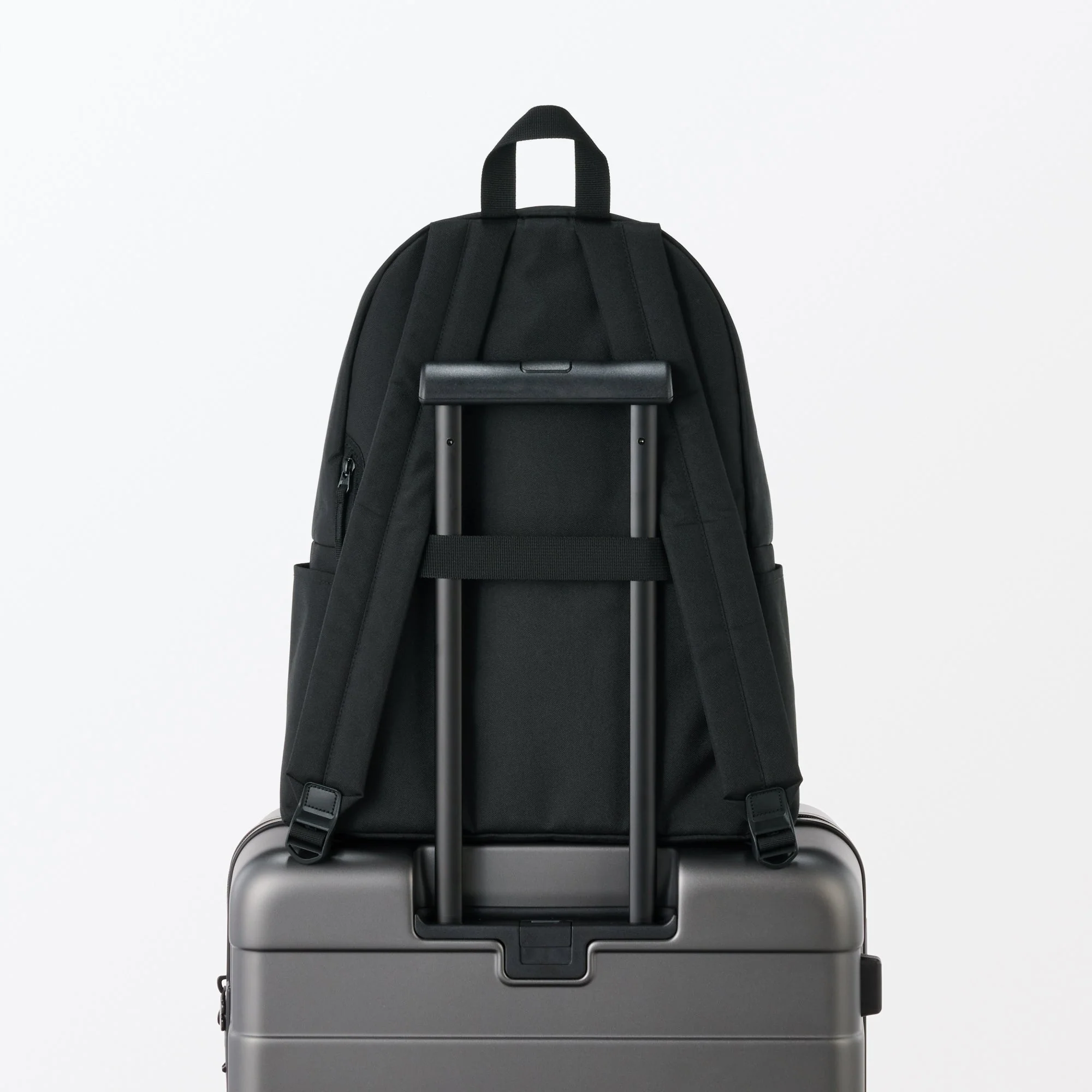 Less Tiring Water Repellent Backpack - Image 43