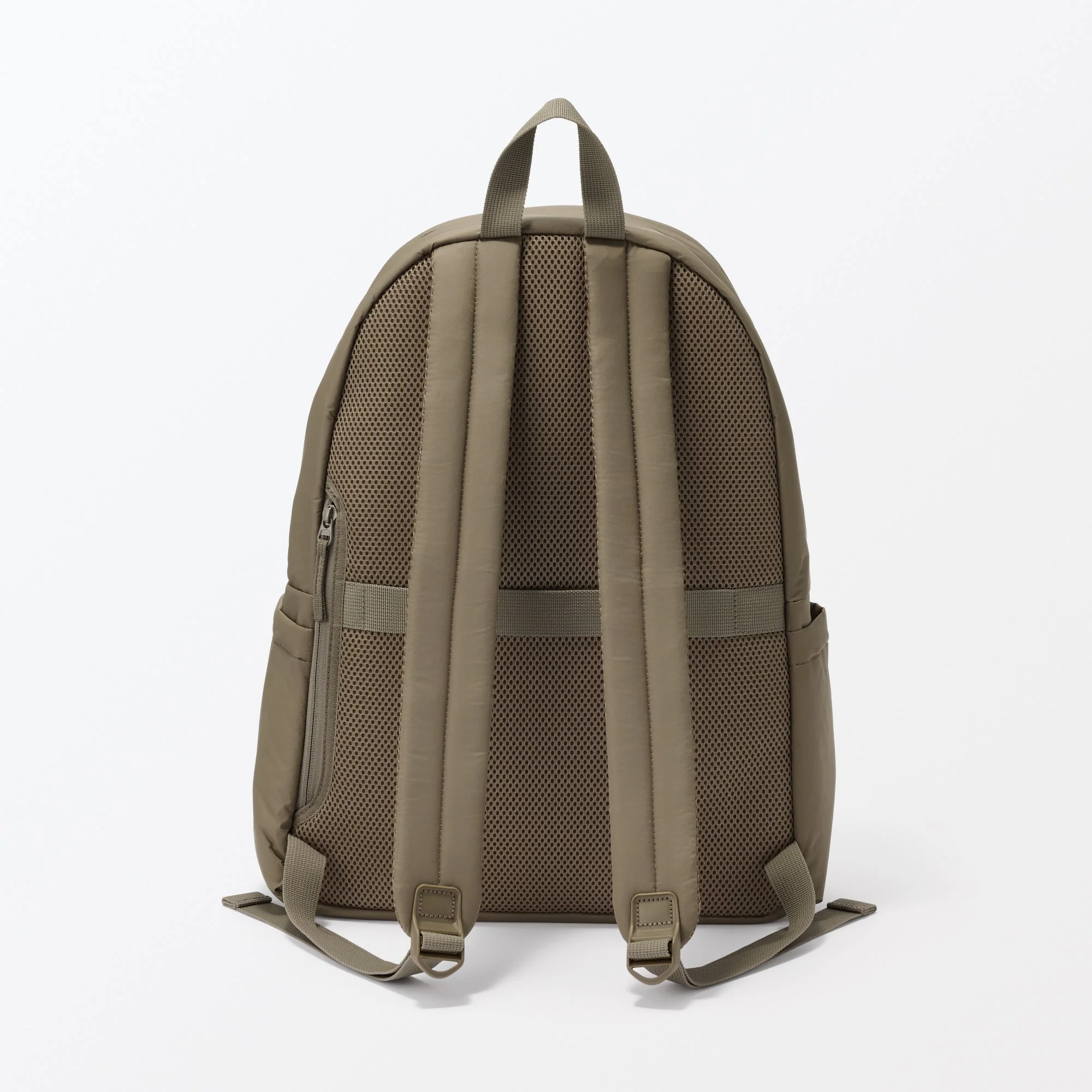 Less Tiring Water Repellent Backpack - Image 5