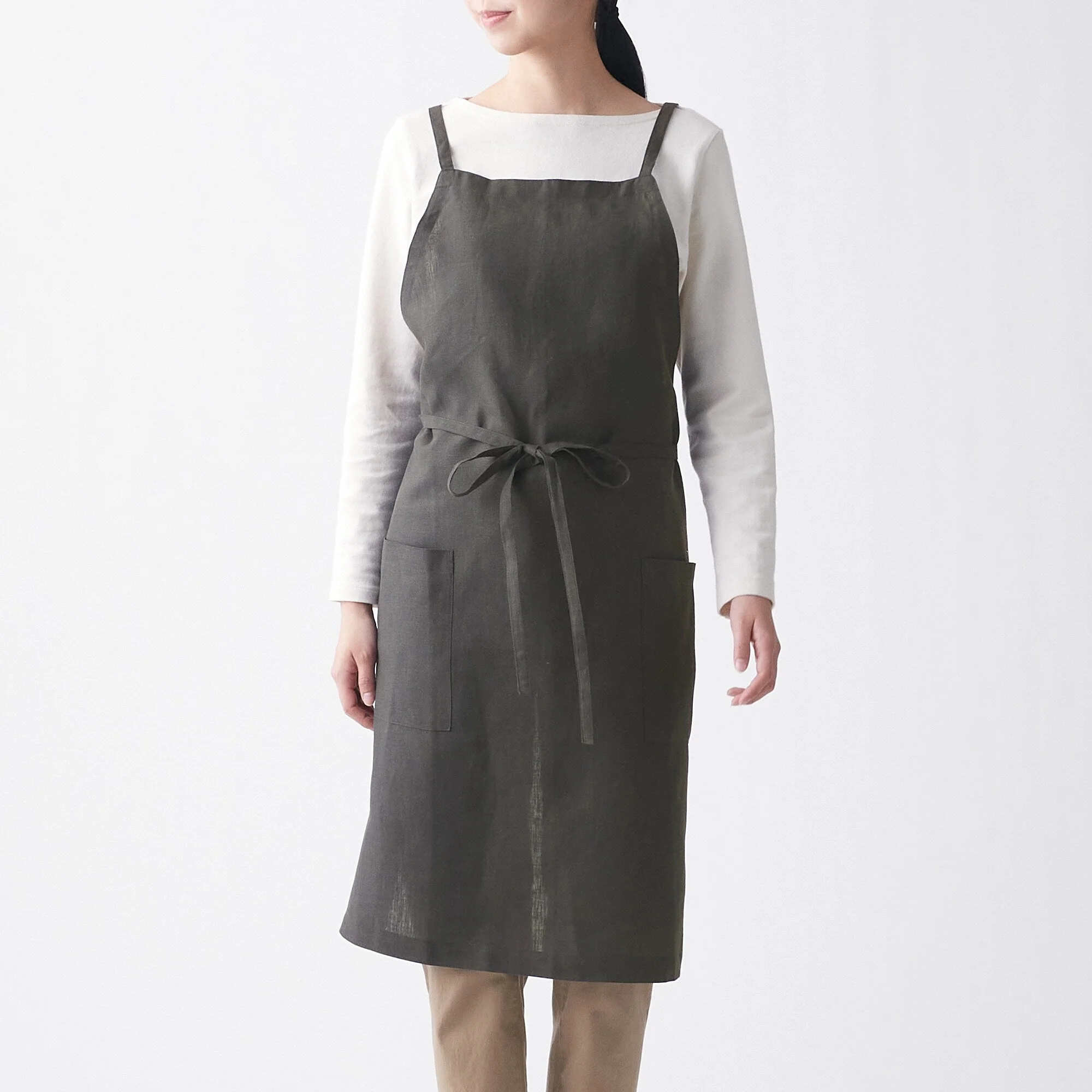 Linen Plain Weave Cross Shoulder Strap Apron - Image 8