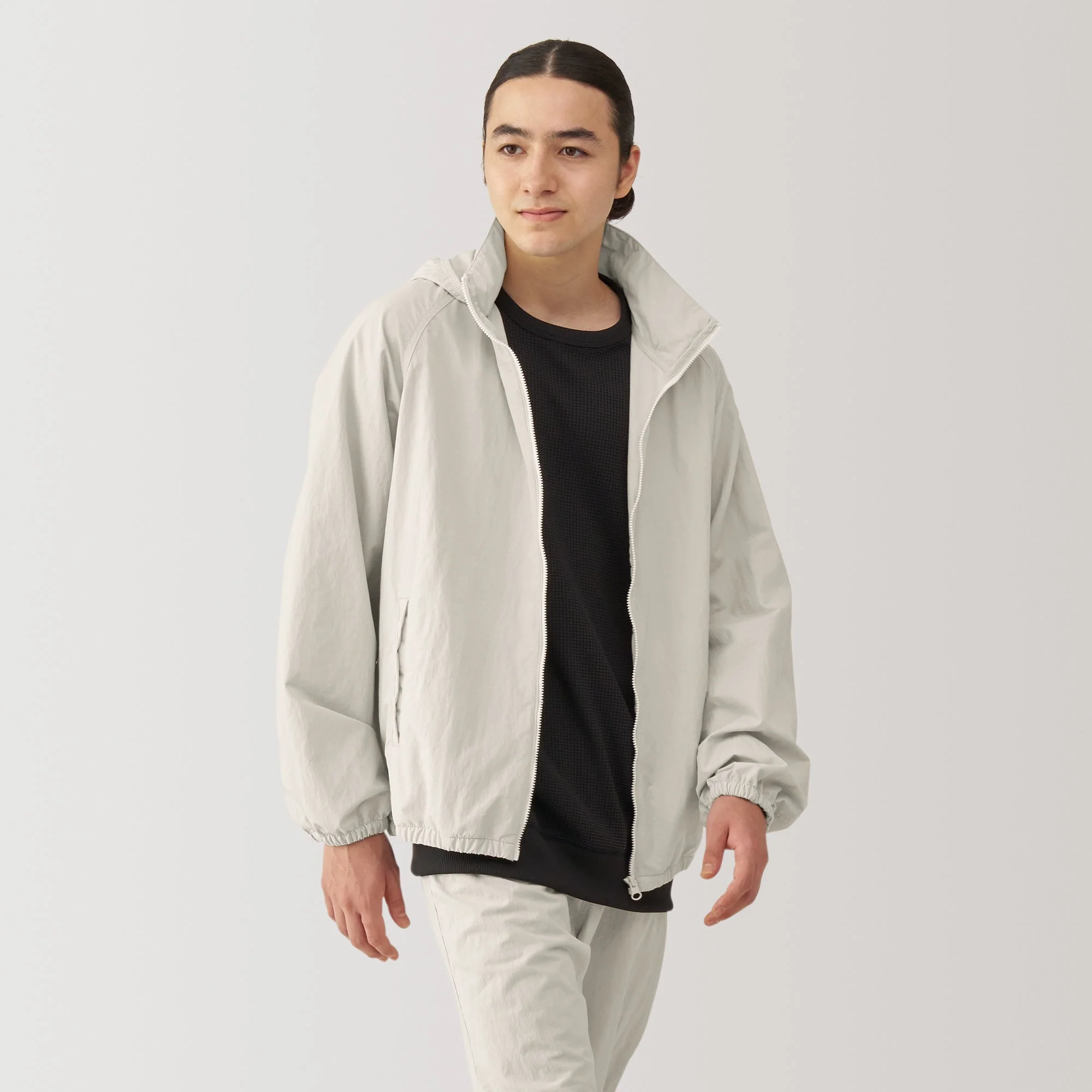 Men's Water Repellent Nylon Windbreaker