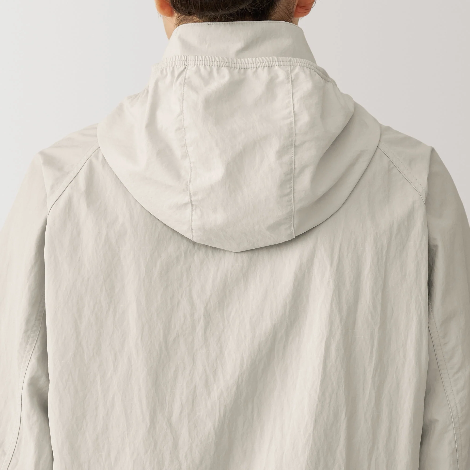 Men's Water Repellent Nylon Windbreaker - Image 10
