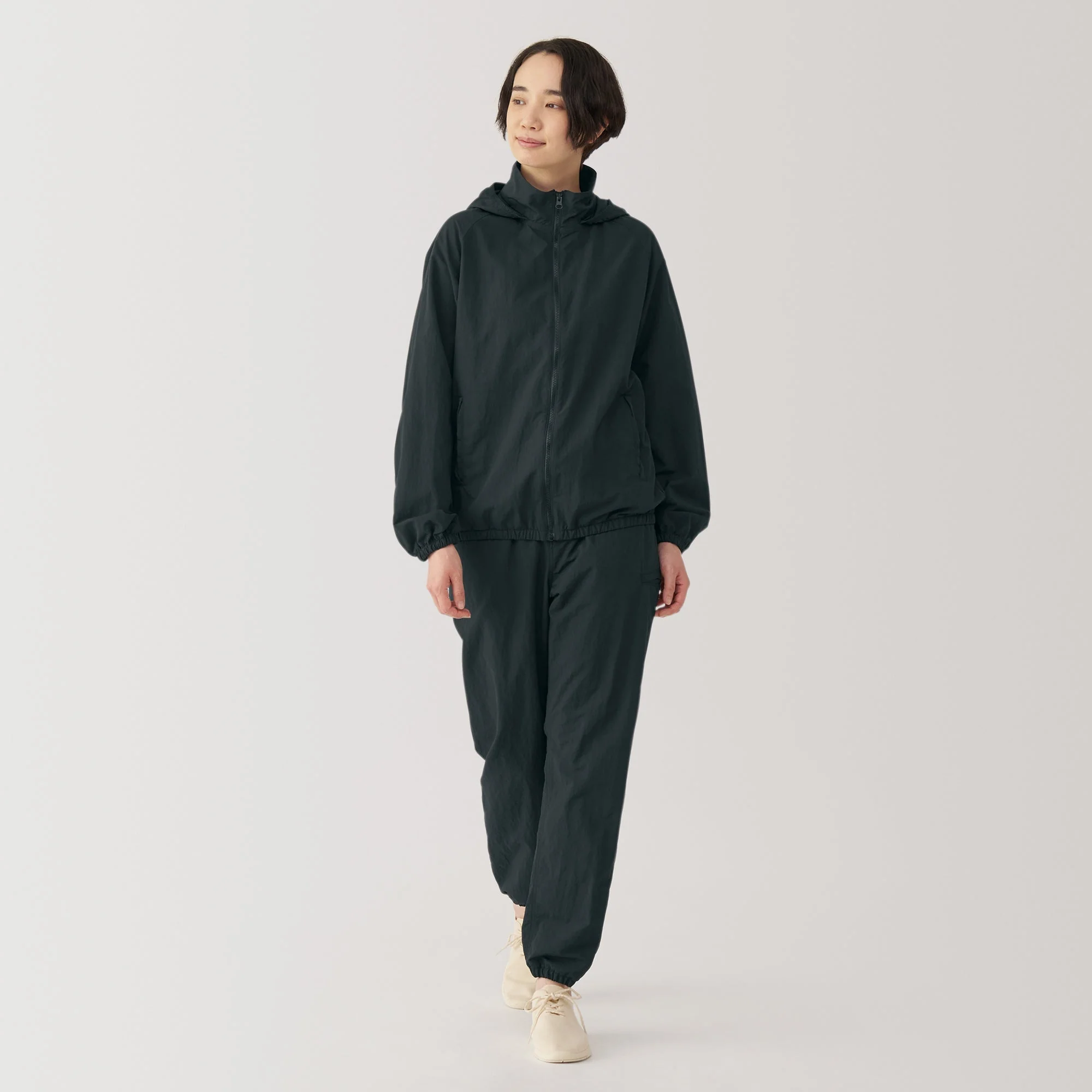 Men's Water Repellent Nylon Windbreaker - Image 38