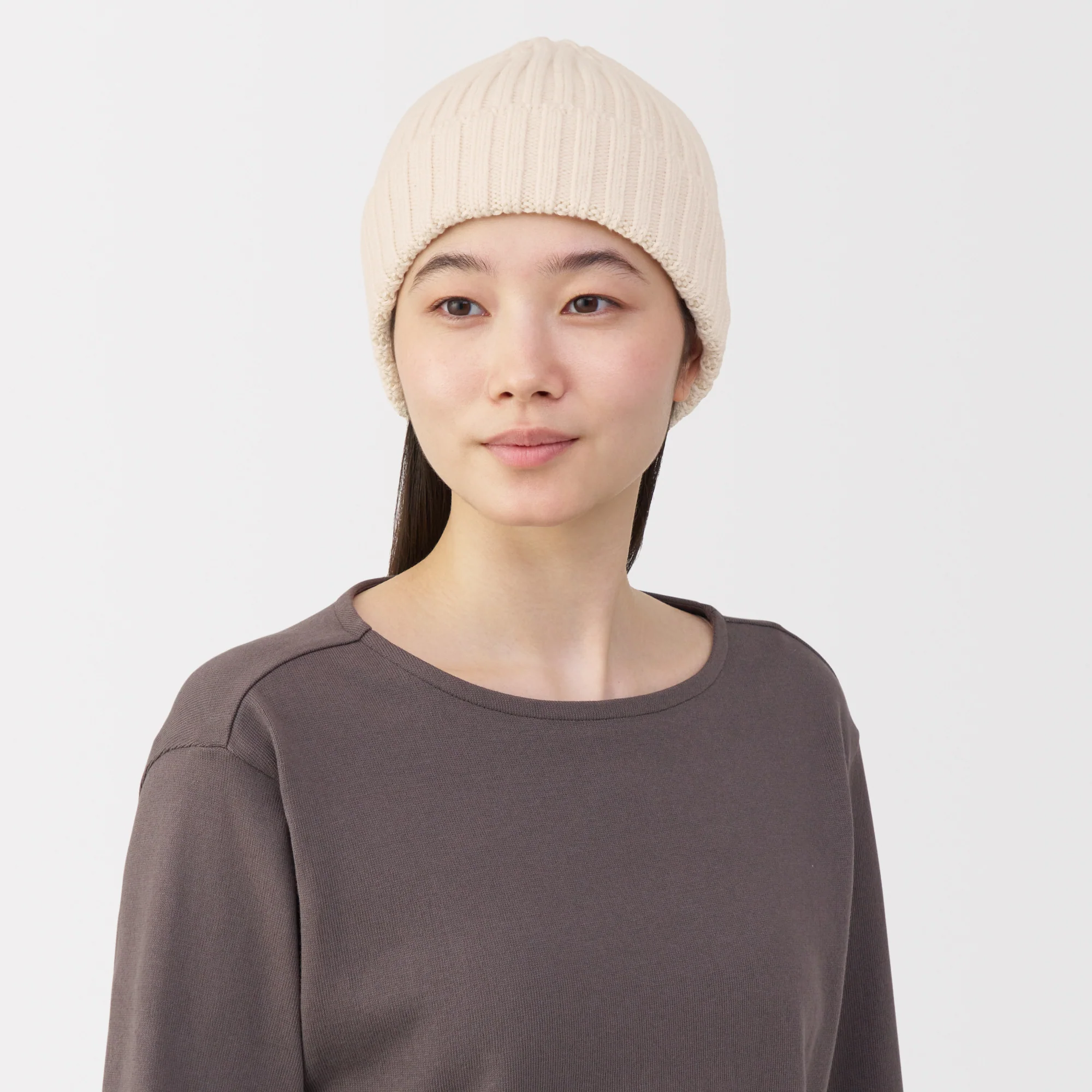 Merino Wool Ribbed Beanie - Image 4