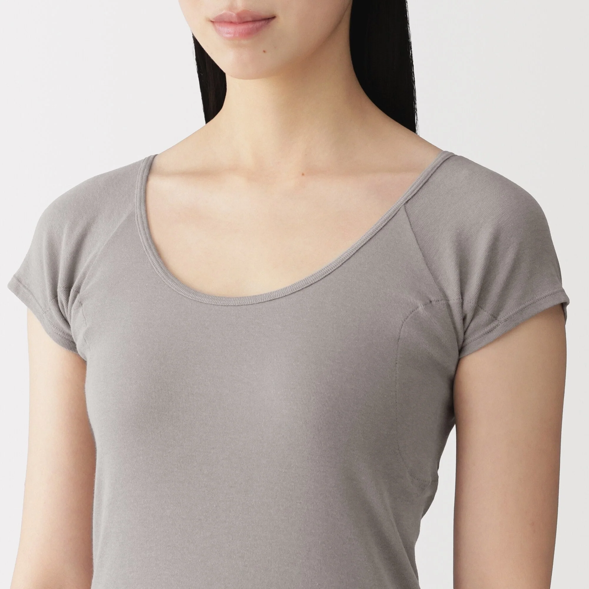 Moisture-Wicking Sweat Pad T-Shirt - Image 15