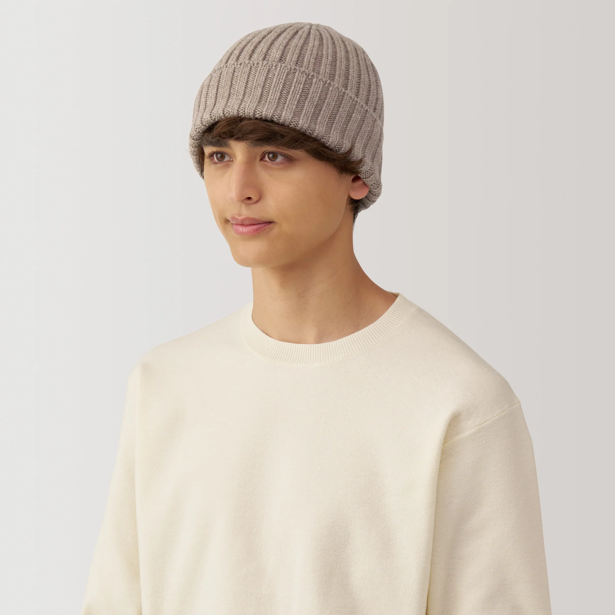 Non-Itchy Ribbed Beanie - Image 4