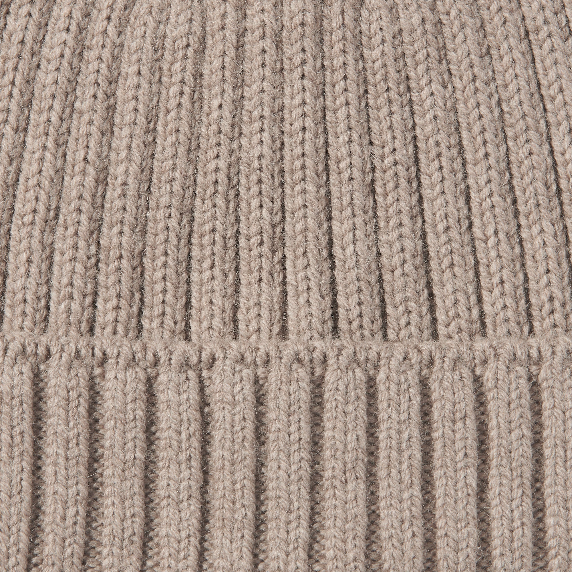 Non-Itchy Ribbed Beanie - Image 7