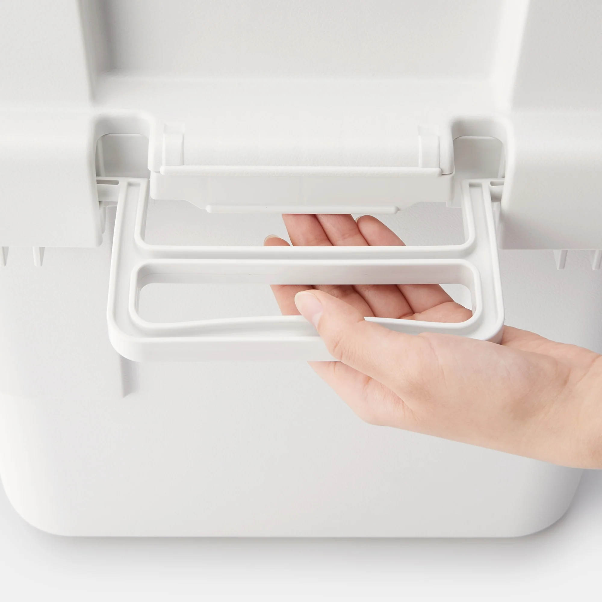 Heavy Duty Polypropylene Storage Box - Small (30 L) - Image 7