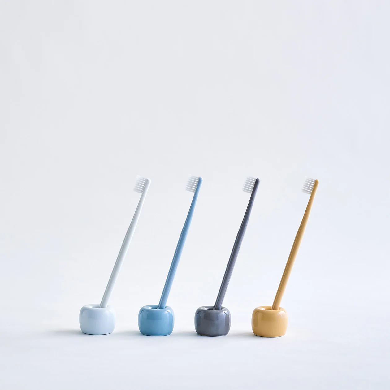 Porcelain Toothbrush Holder - Image 2