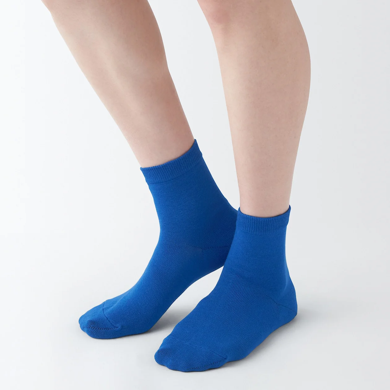 Right Angle 3 Layer Loose Top Short Socks - Image 31