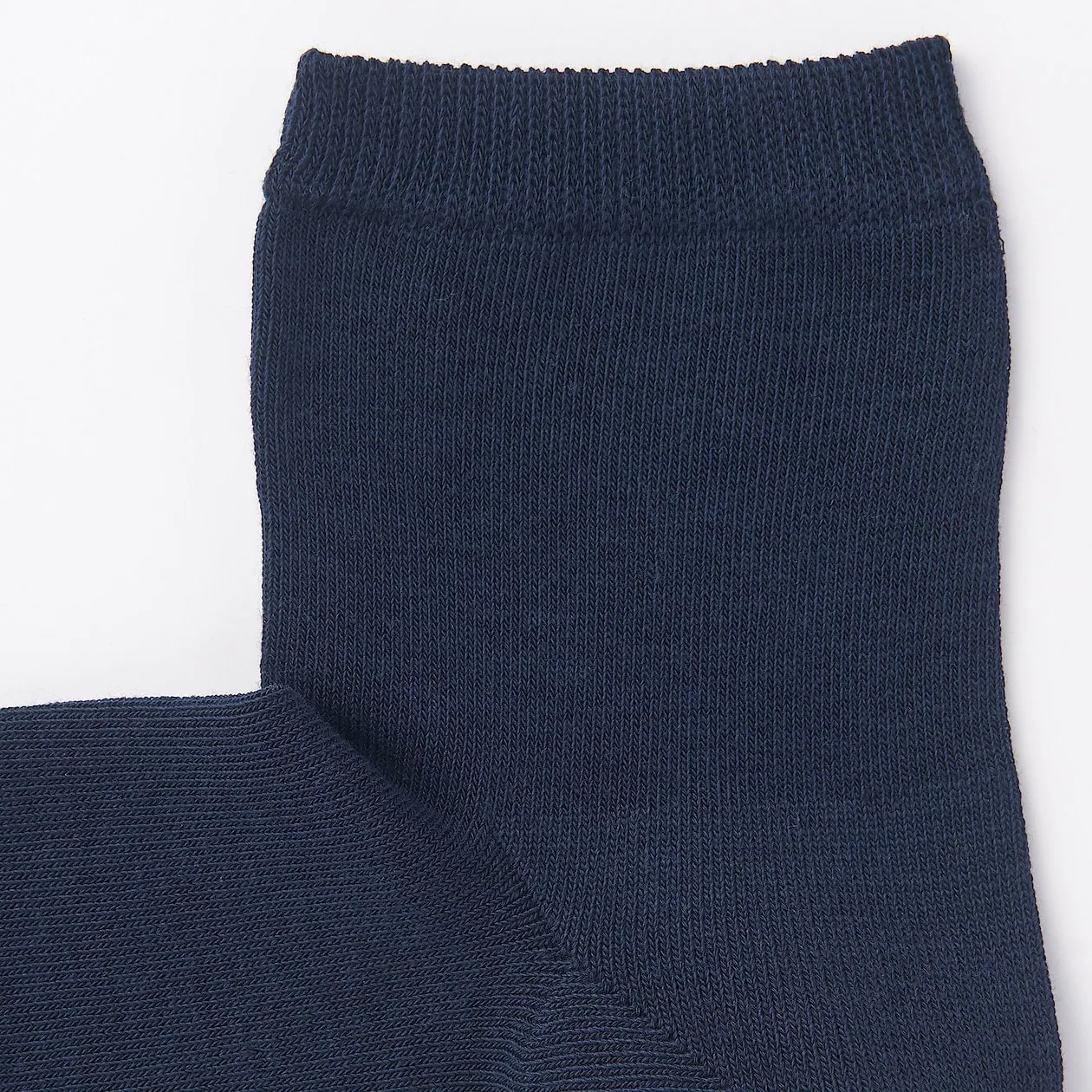 Right Angle Loose Top Short Socks - Image 21