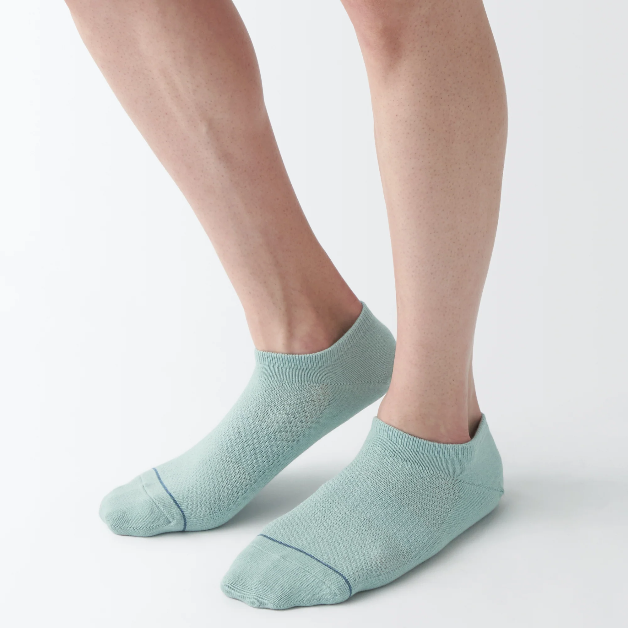 Right Angle Breathable Mesh Sneaker Socks - Image 9