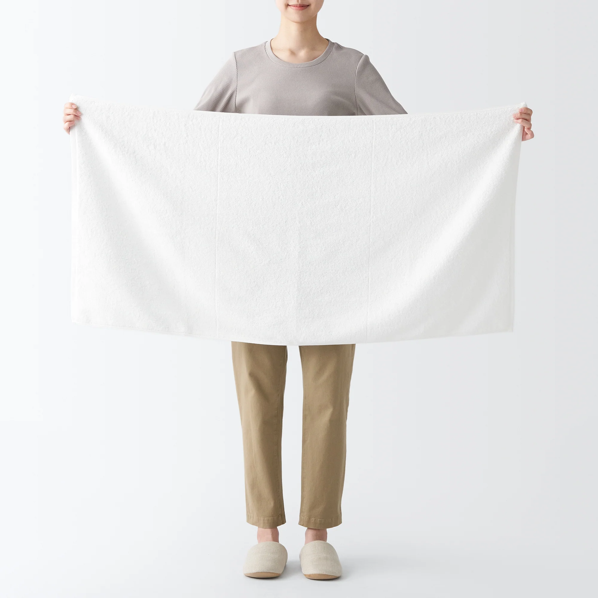 Twin Pile Reversible Stripe Bath Towel - Image 4