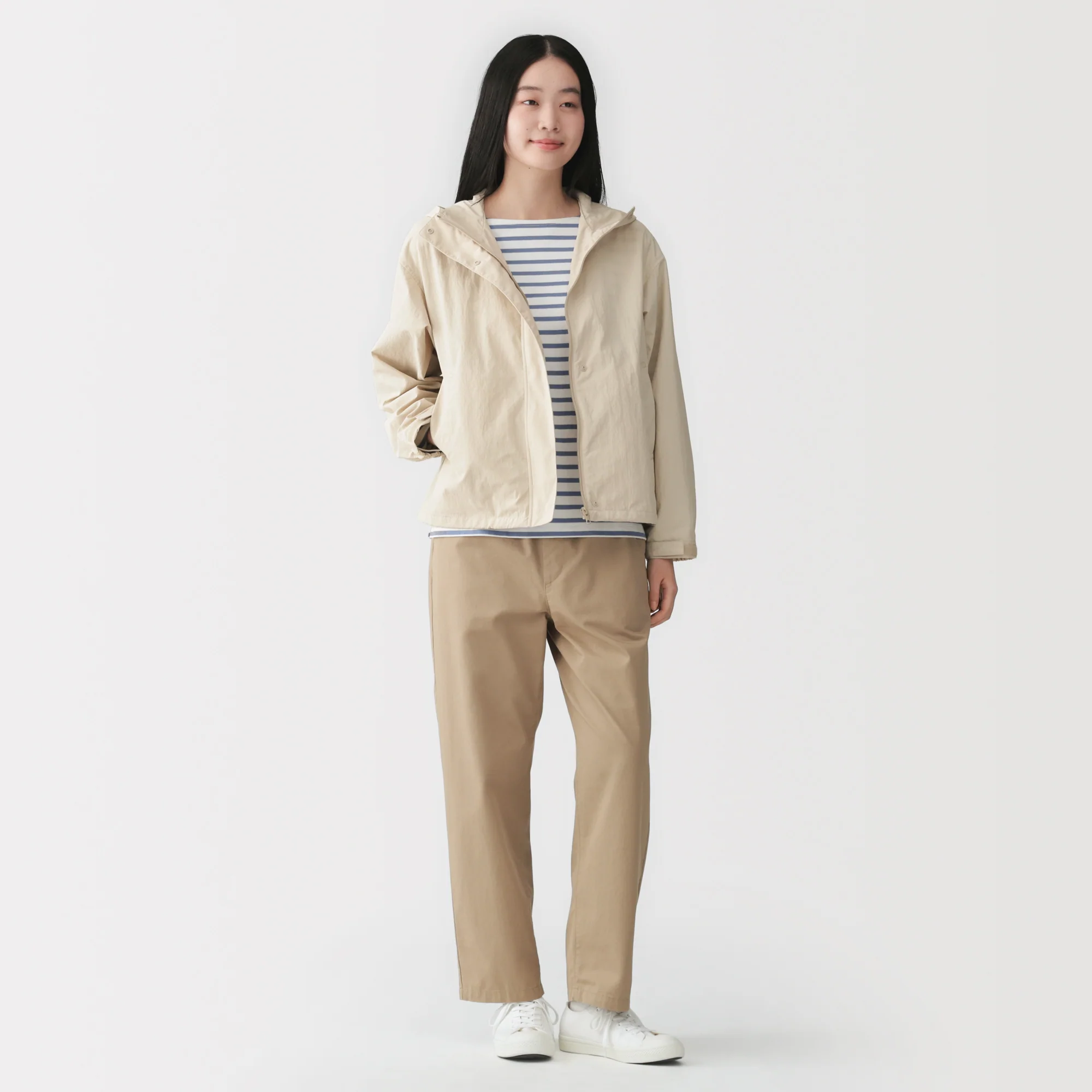 Water Repellent Pocketable Jacket - Image 4