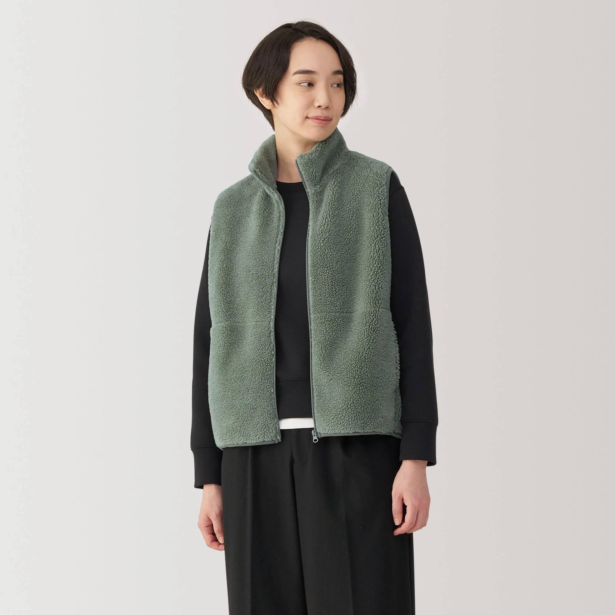 Women's Boa Fleece Vest - Image 3