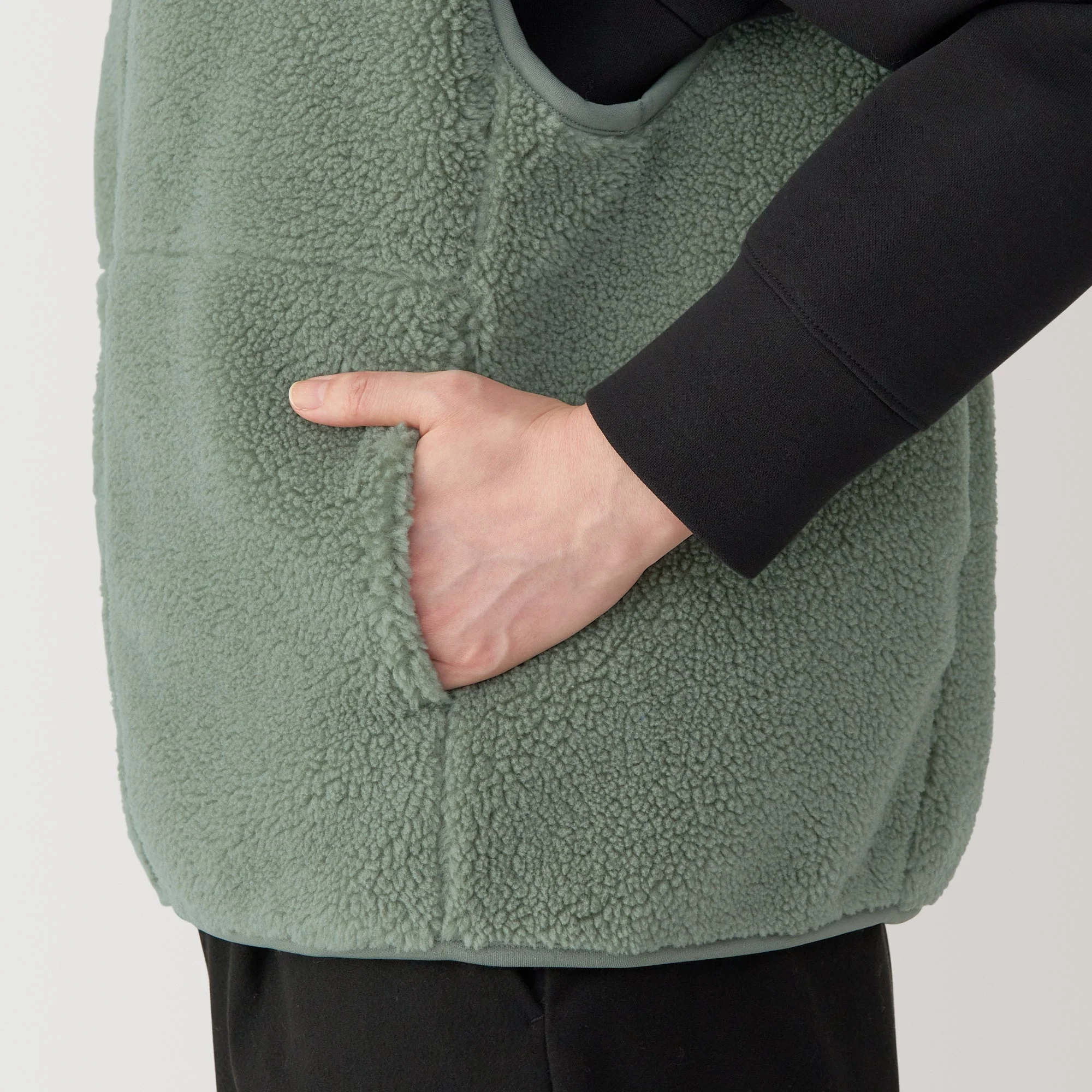 Women's Boa Fleece Vest - Image 8