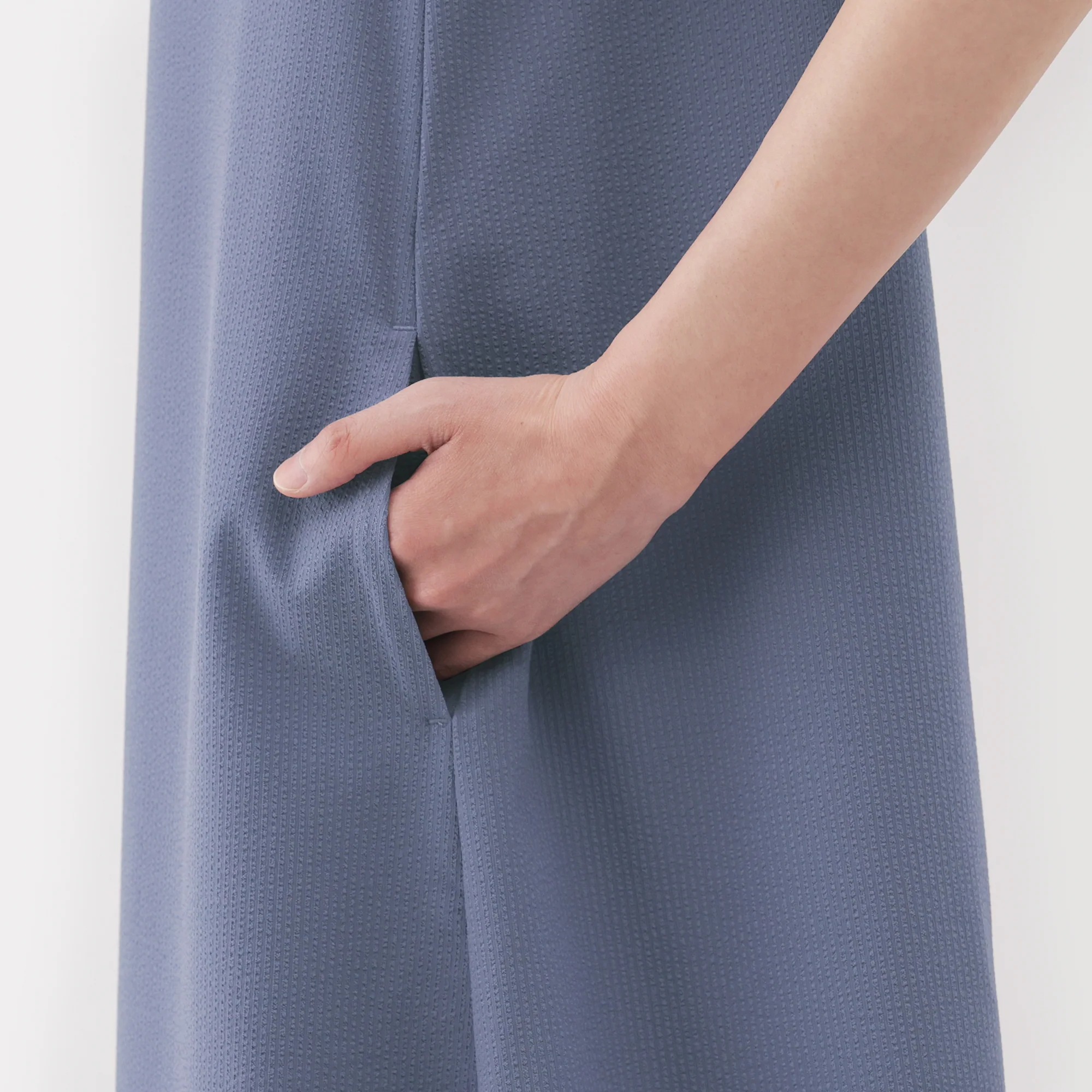 Women's Breathable Seersucker Sleeveless Dress - Image 9