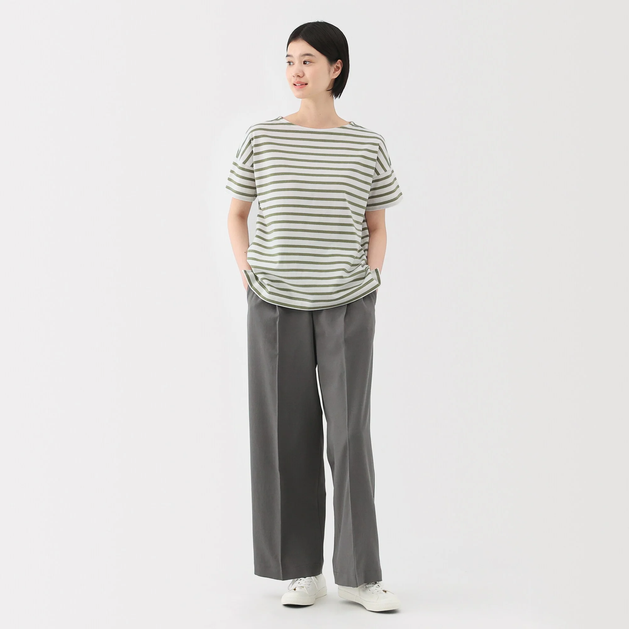 Women's Striped Boat Neck Short Sleeve T-Shirt - Image 20